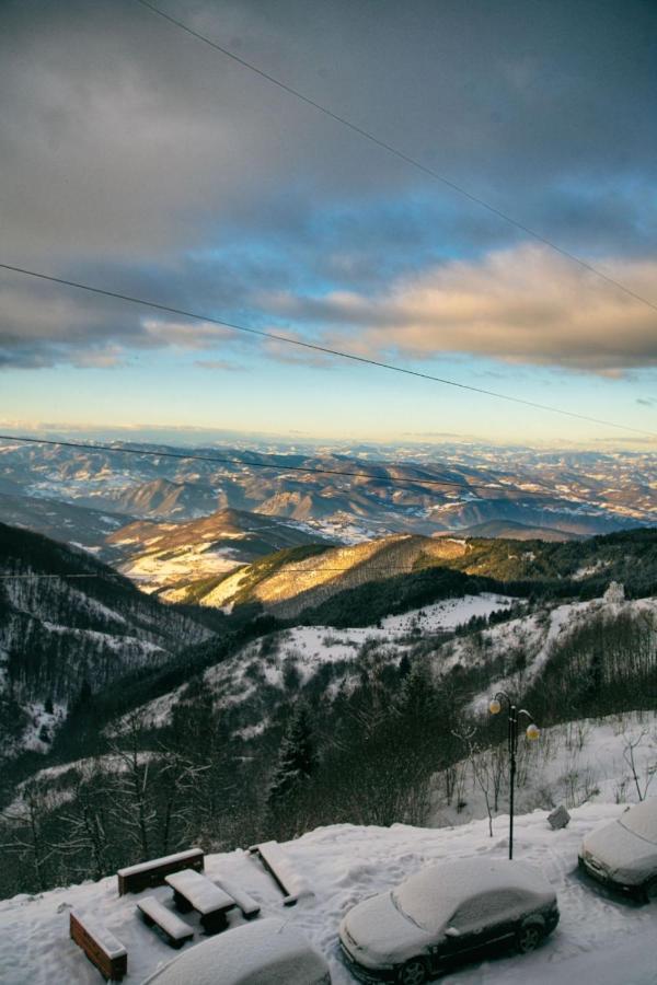Milmari M12 Apartment Kopaonik Luaran gambar